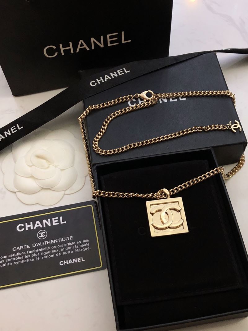 Ch**el necklaces